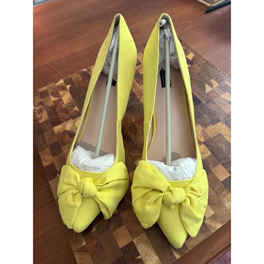 Eloquii Neon Yellow Bow Pointed Toe Pumps Stiletto Heels Size 12W Wide Width